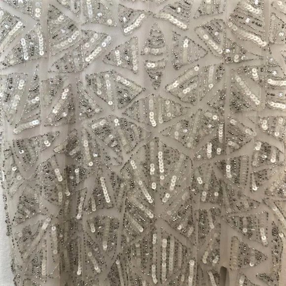 NWT Mac Duggal Ivory and Silver Sequin V-Neck Slit Leg Gown 10 MSRP: $650 - Picture 7 of 9